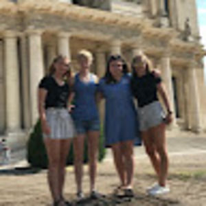 Meet your Posher, Ashlee